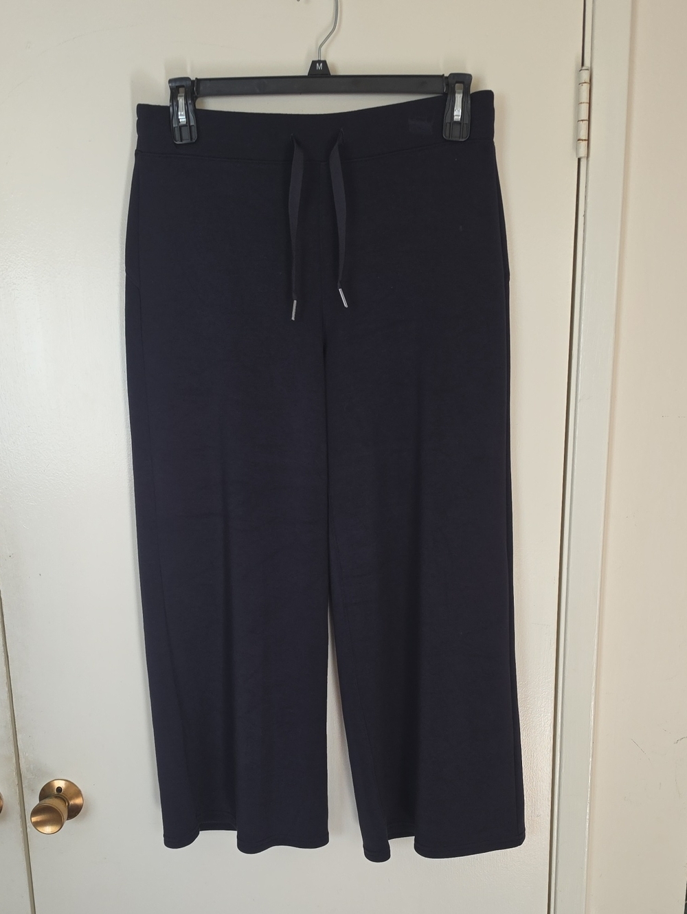 SPANX AirEssentials®
Wide Leg  Crop Pant